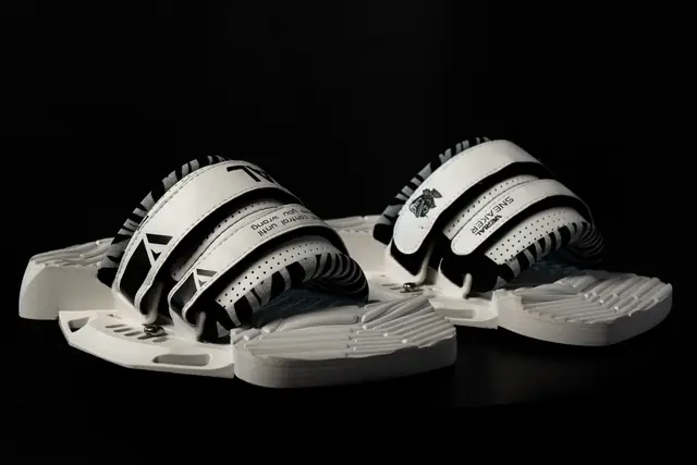 VÆRIAL Sneaker binding pads and straps